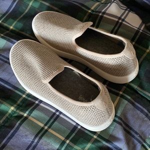 All birds tree loungers 8